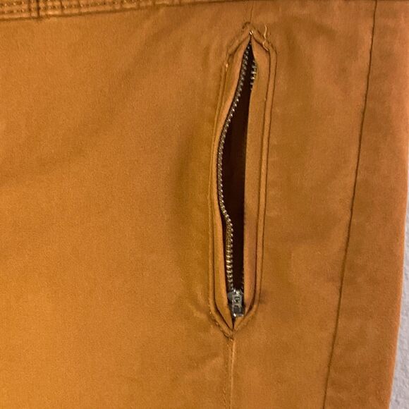 LOFT Women's Made and Loved Pants SIZE 30 / 10 Skinny Faux Suede Modern Capris - Picture 4 of 13